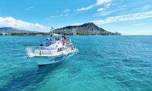 ハワイ貸切クルーズ